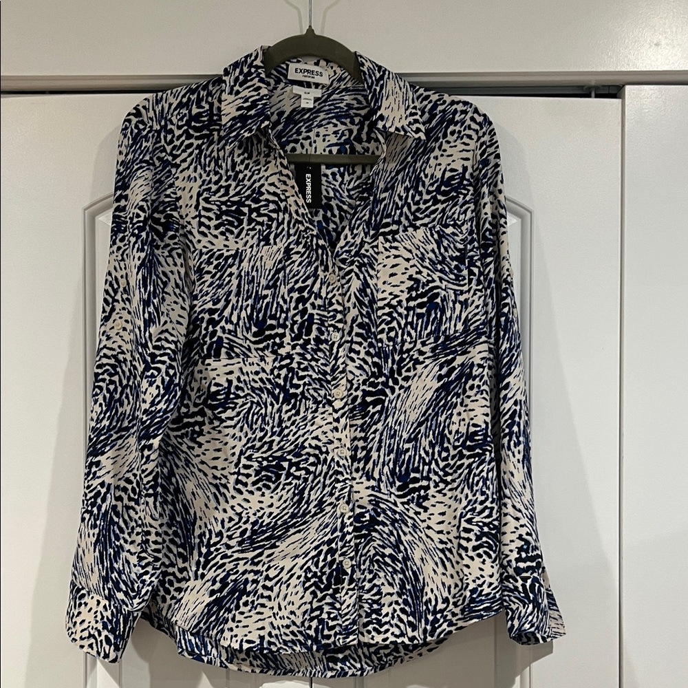 Express Abstract Blue and Cream Button Down Shirt medium slim